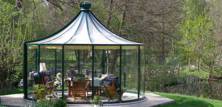 akardeon-glass-pergola