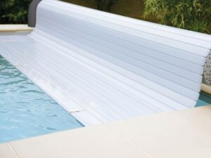 نواع-پوشش-استخر-روباز-وسقف-متحرک-type-of-pool-cover-and-Retractable-Telescopic-Roof